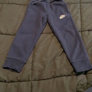 Nike sweatpants blue size 4